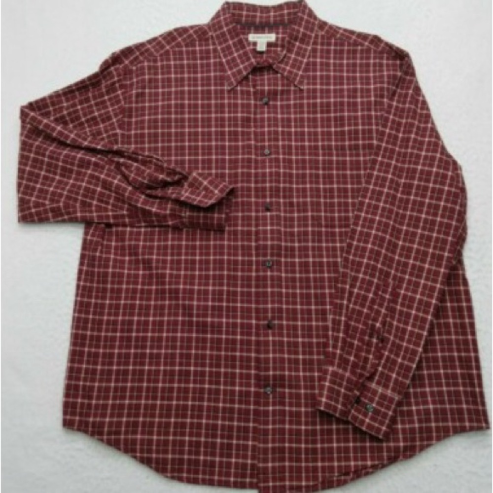 St John’s Bay Legacy Flannel Men's Red Plaid Shirt- M